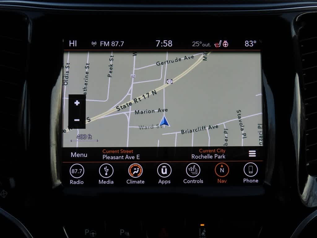 Thumbnail: 2019 Jeep Cherokee - 21