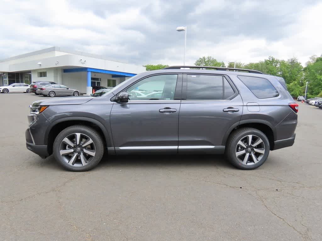 2025 Honda Pilot Touring 3