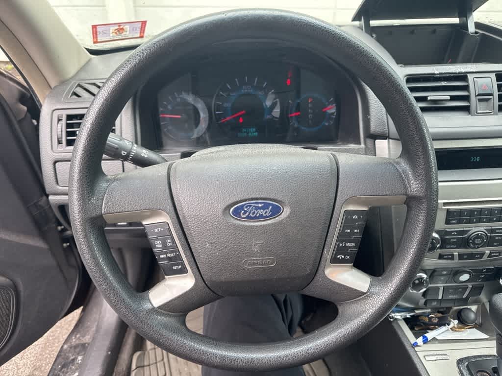 Thumbnail: 2012 Ford Fusion - 13