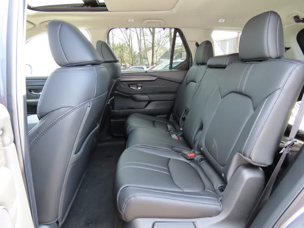 Thumbnail: 2026 Honda Pilot - 15