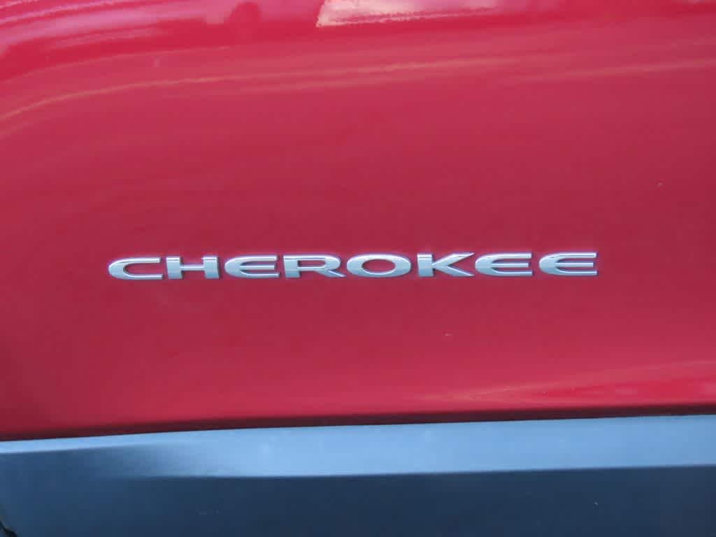 Thumbnail: 2017 Jeep Cherokee - 7