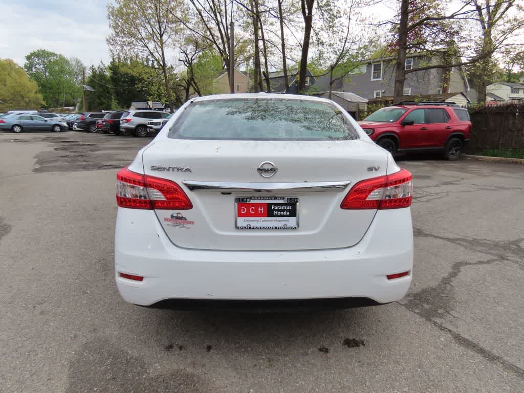 Thumbnail: 2015 Nissan Sentra - 5