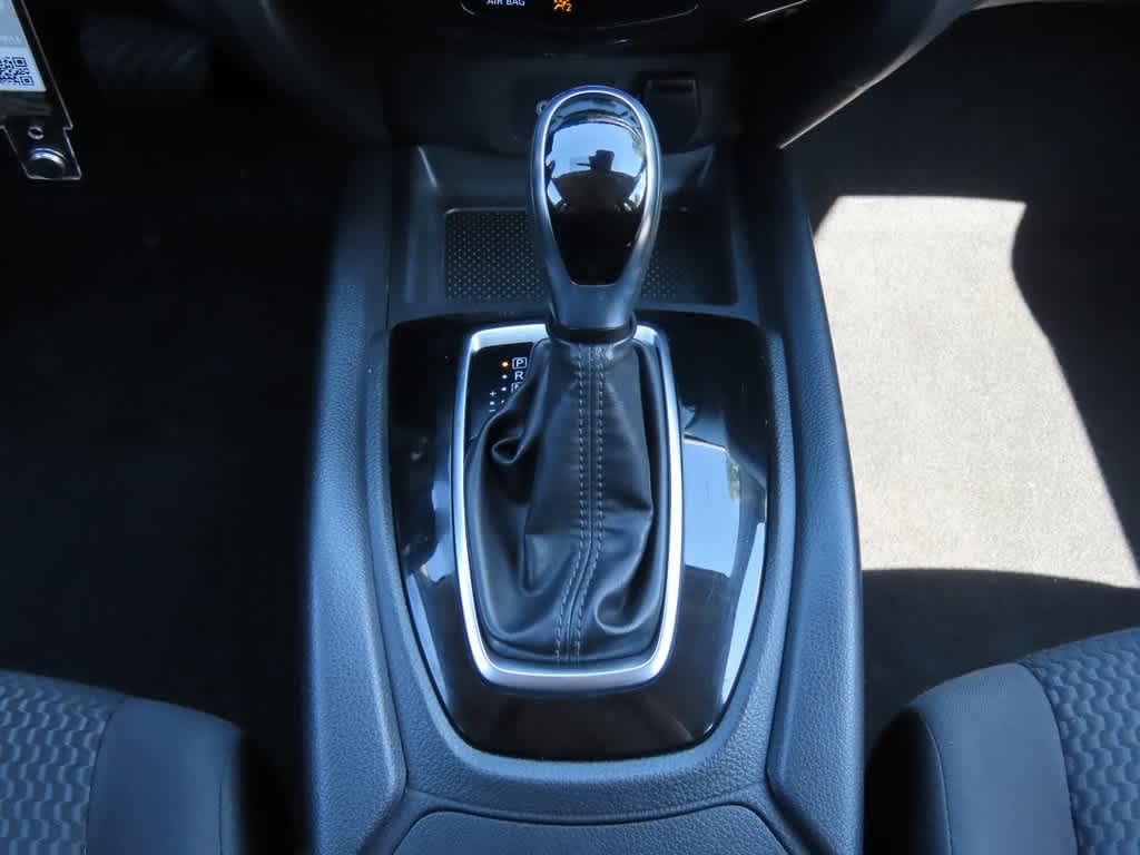 Thumbnail: 2021 Nissan Rogue Sport - 19