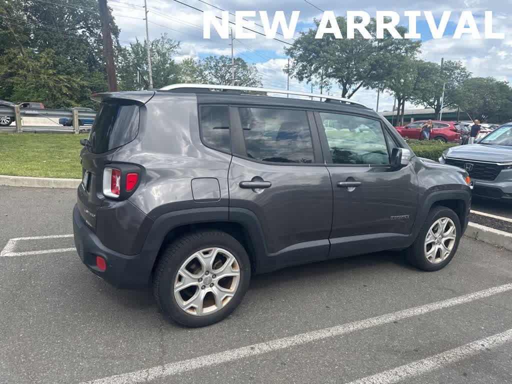 Thumbnail: 2016 Jeep Renegade - 12