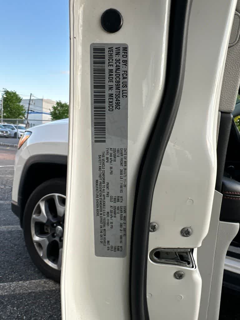 Thumbnail: 2021 Jeep Compass - 18
