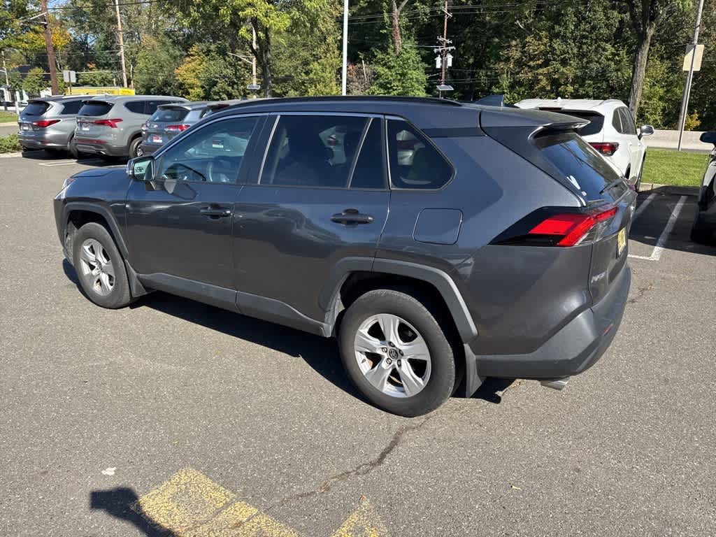 Thumbnail: 2021 Toyota RAV4 - 9
