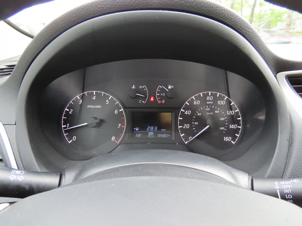 Thumbnail: 2014 Nissan Sentra - 22