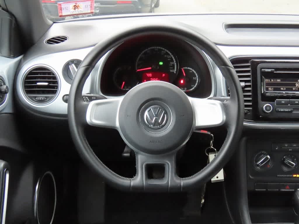 Thumbnail: 2013 Volkswagen Beetle - 15