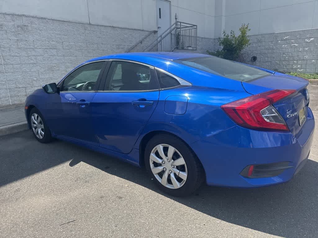Thumbnail: 2017 Honda Civic - 6