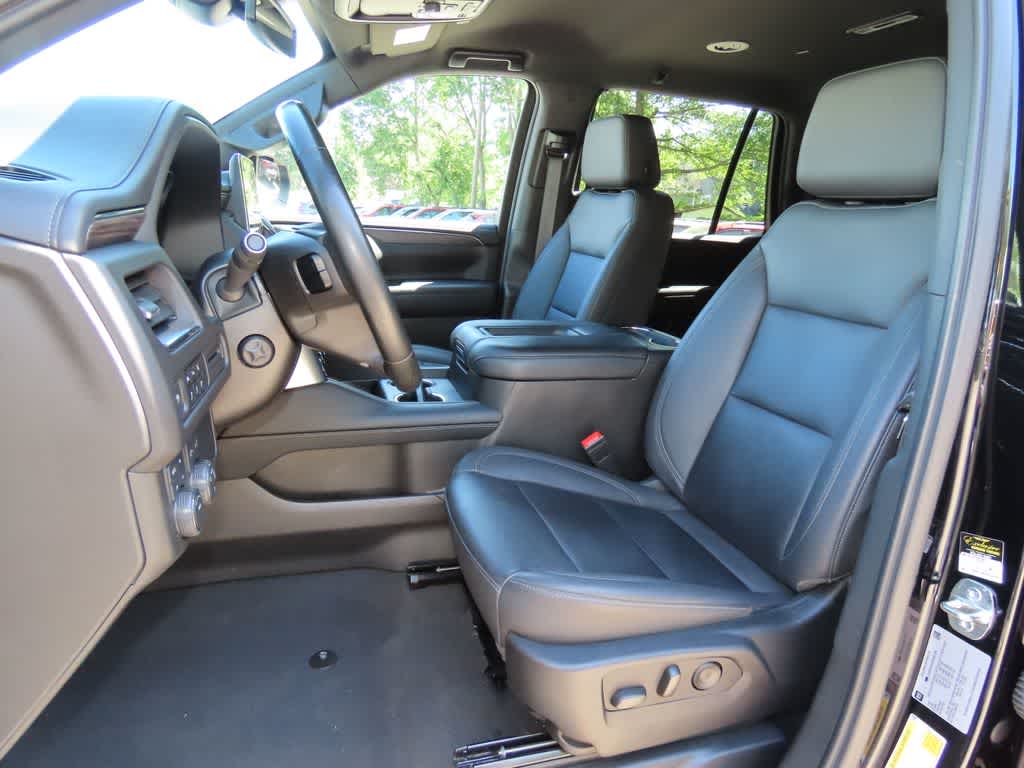 Thumbnail: 2023 Chevrolet Tahoe - 12