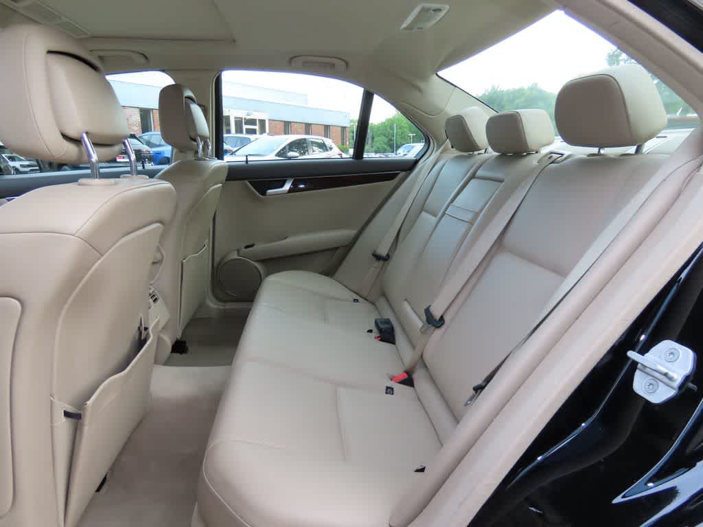 Thumbnail: 2014 Mercedes-Benz C-Class - 13