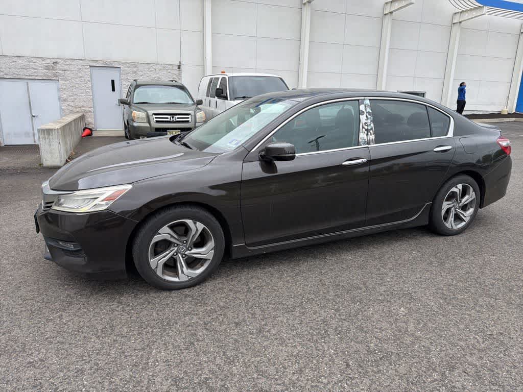 Thumbnail: 2017 Honda Accord - 2