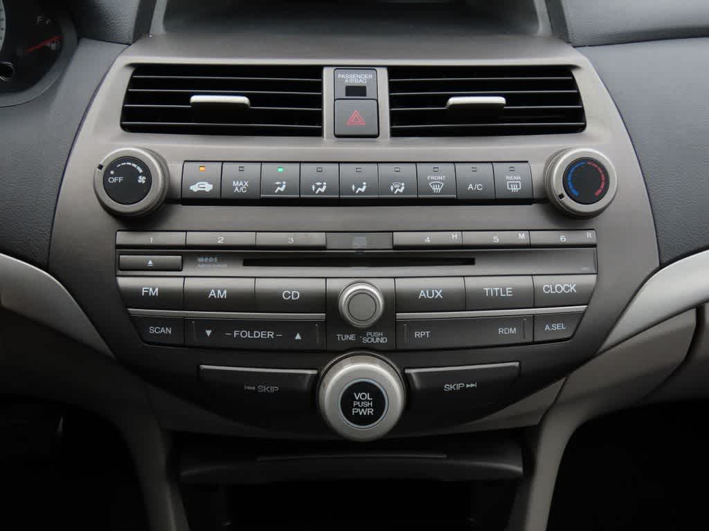 Thumbnail: 2011 Honda Accord - 18