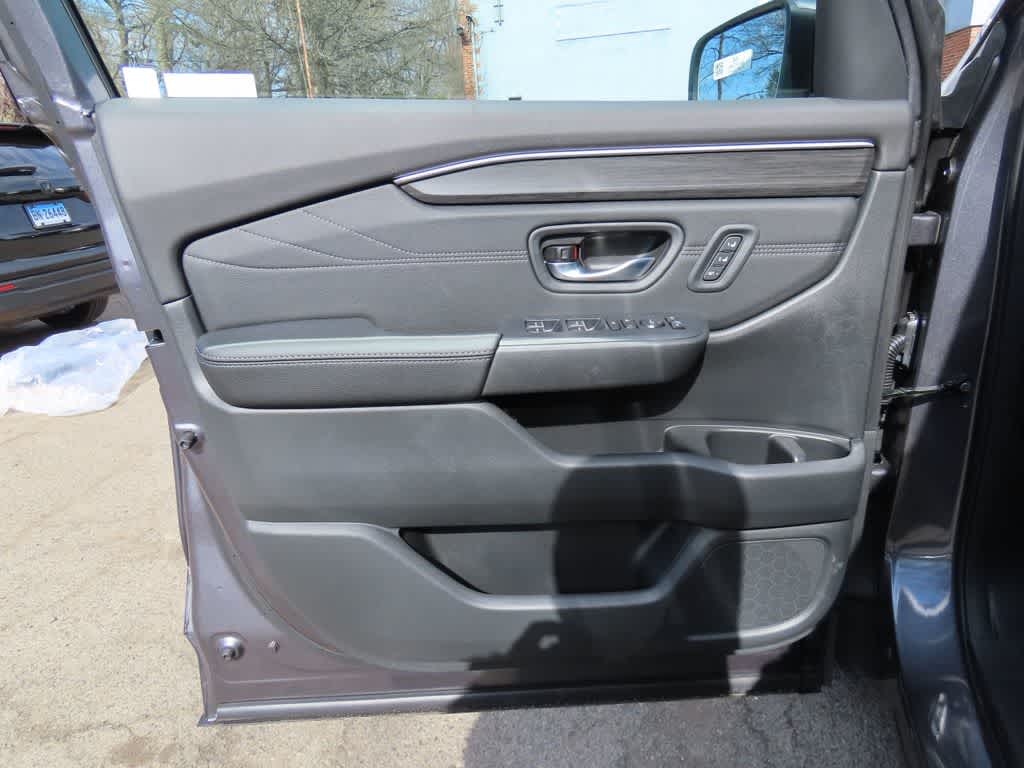 Thumbnail: 2026 Honda Pilot - 19