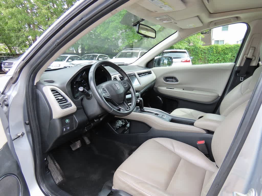 Thumbnail: 2017 Honda HR-V - 2