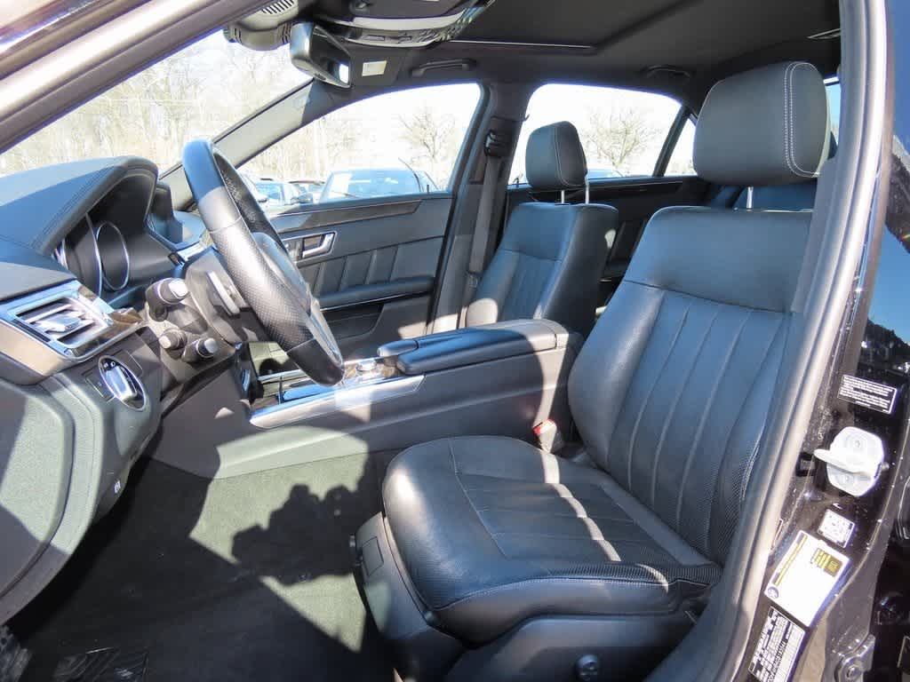 Thumbnail: 2016 Mercedes-Benz E-Class - 12