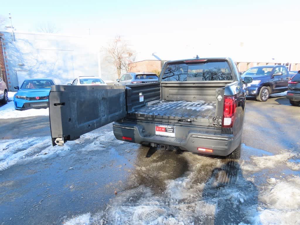 Thumbnail: 2017 Honda Ridgeline - 14