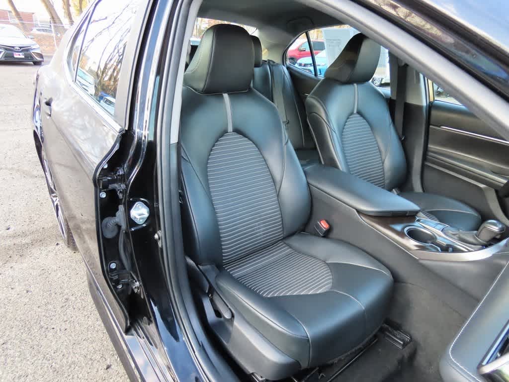 Thumbnail: 2023 Toyota Camry - 16