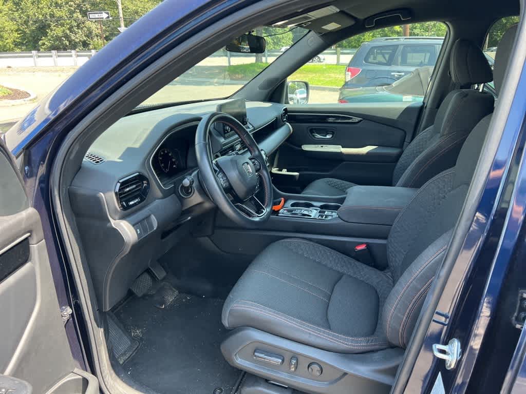Thumbnail: 2023 Honda Pilot - 10