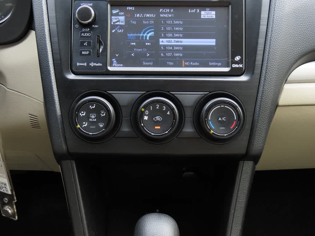 Thumbnail: 2013 Subaru XV Crosstrek - 22