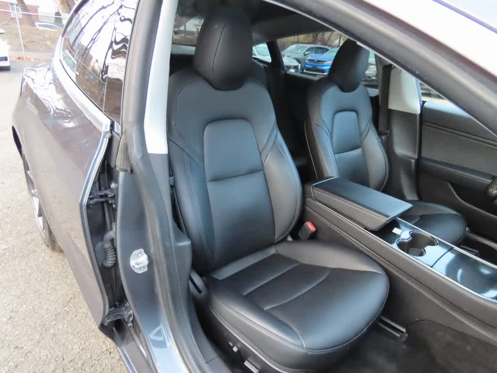 Thumbnail: 2020 Tesla Model 3 - 17