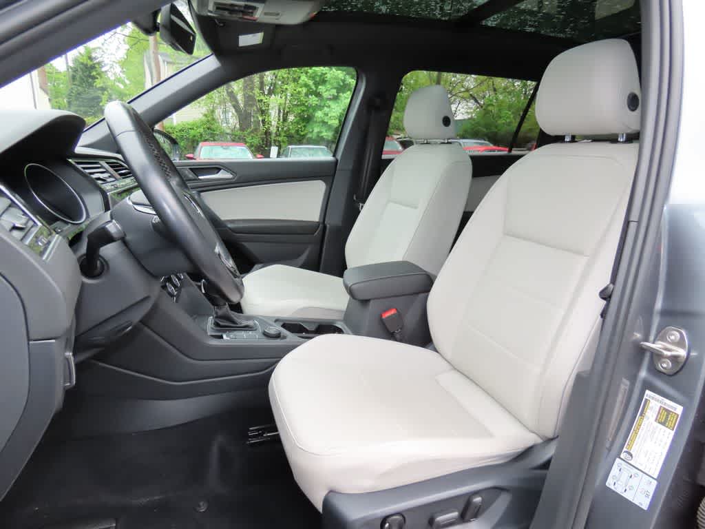 Thumbnail: 2021 Volkswagen Tiguan - 13