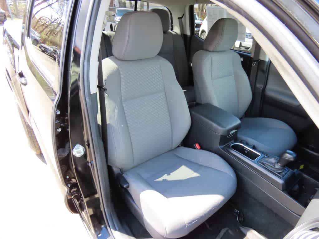 Thumbnail: 2023 Toyota Tacoma - 17