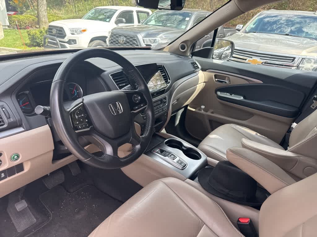 Thumbnail: 2022 Honda Pilot - 21