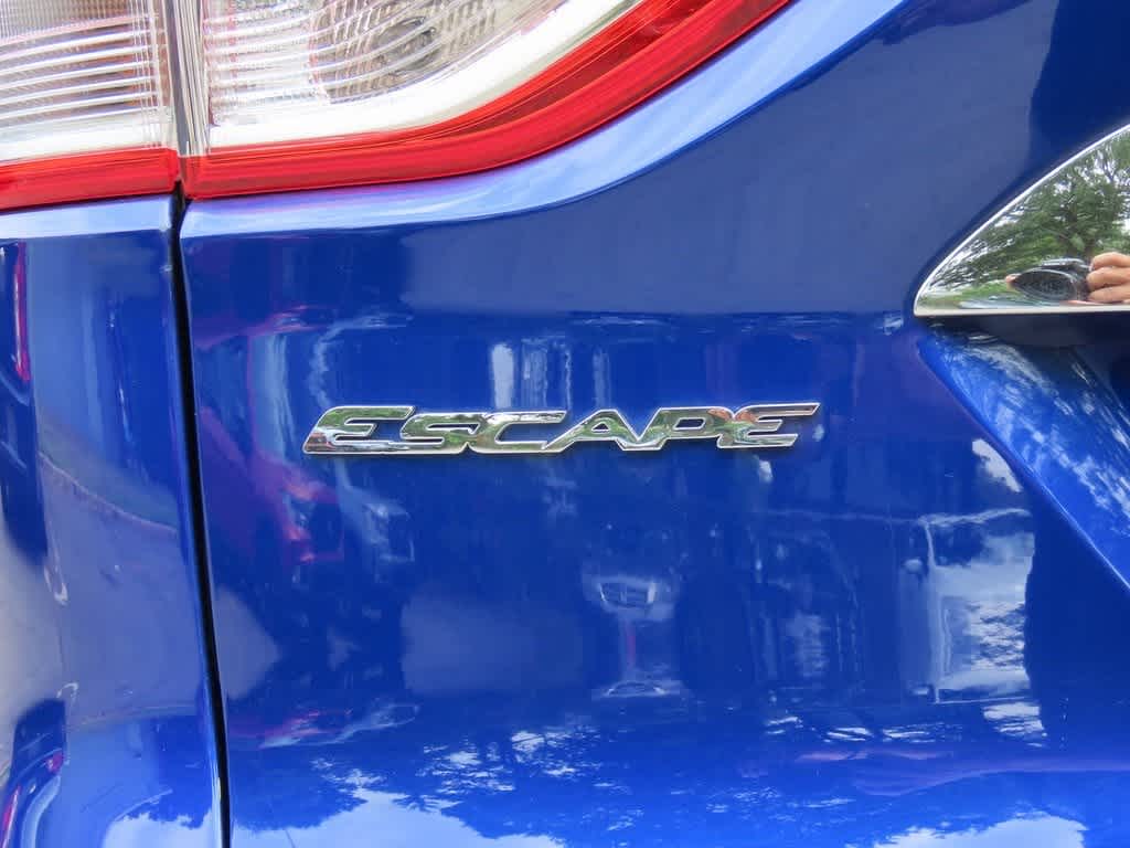 Thumbnail: 2013 Ford Escape - 7