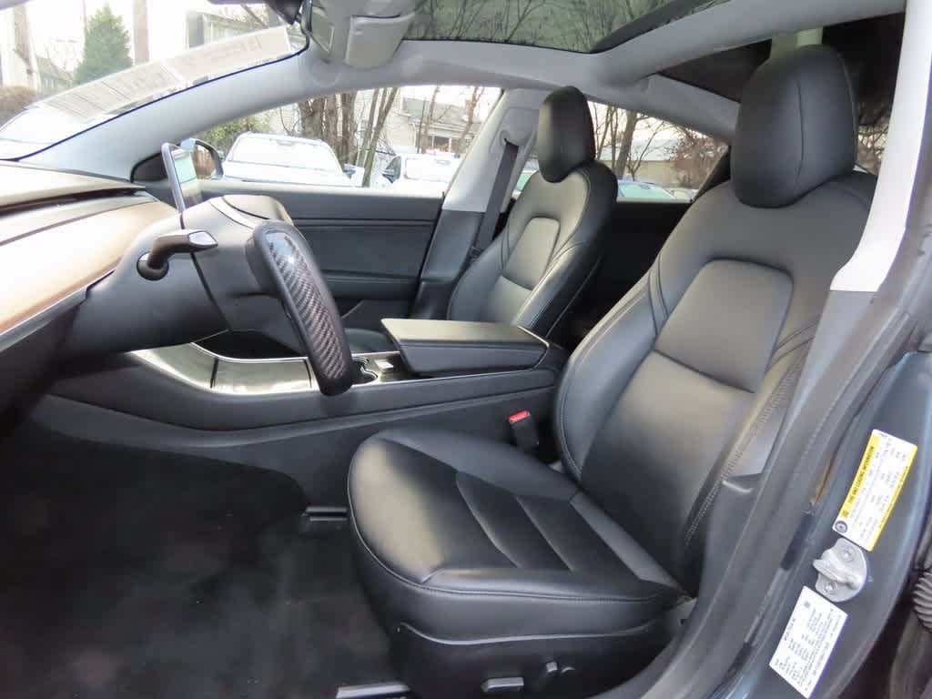 Thumbnail: 2020 Tesla Model 3 - 12