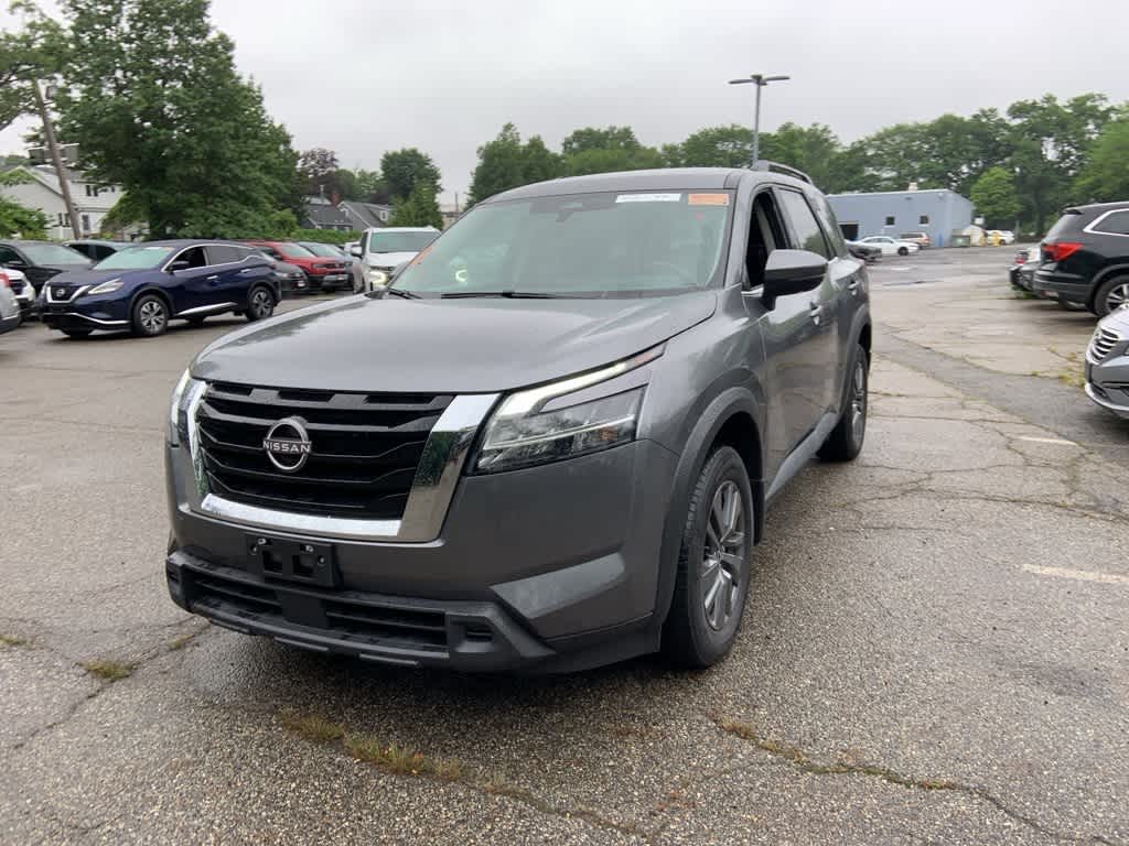 2022 Nissan Pathfinder SV 14