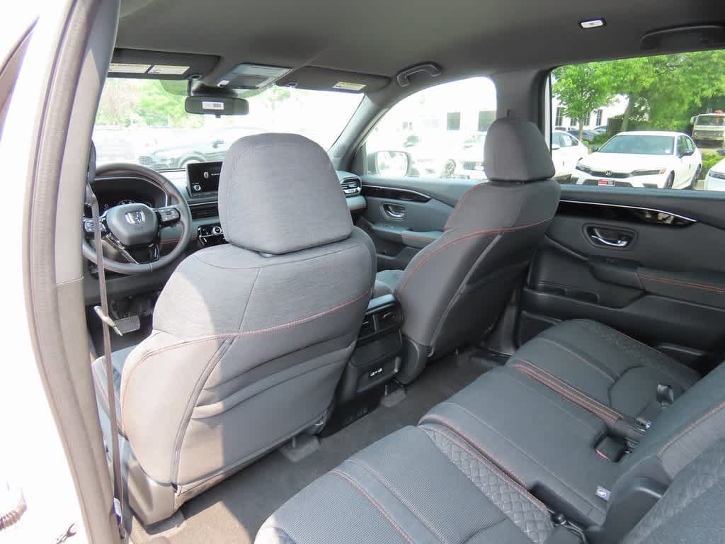 2025 Honda Pilot Sport 15