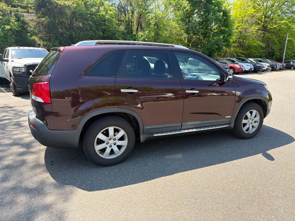 Thumbnail: 2013 Kia Sorento - 15