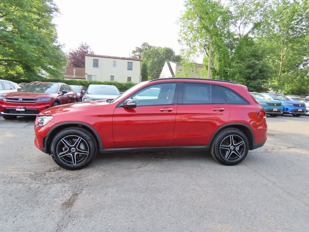 2021 Mercedes-Benz GLC 300 3
