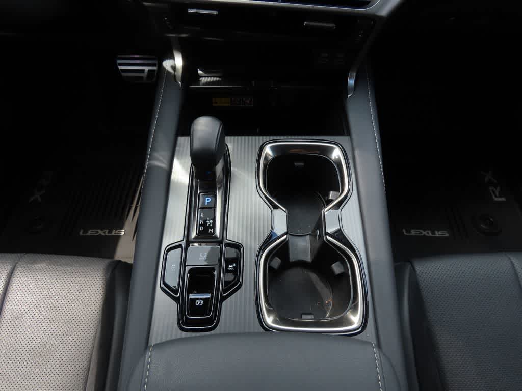 Thumbnail: 2025 Lexus RX - 27