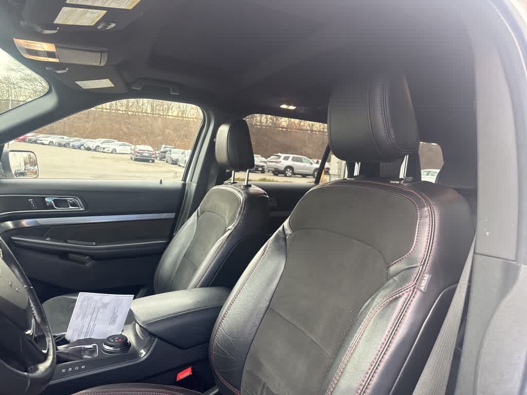 Thumbnail: 2018 Ford Explorer - 18