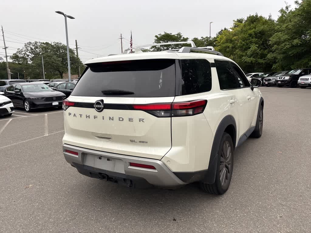 Thumbnail: 2023 Nissan Pathfinder - 14