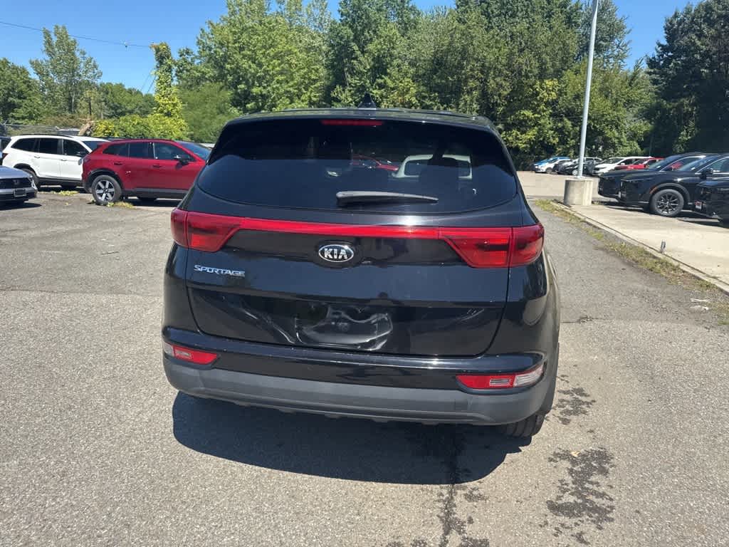 Thumbnail: 2017 Kia Sportage - 16