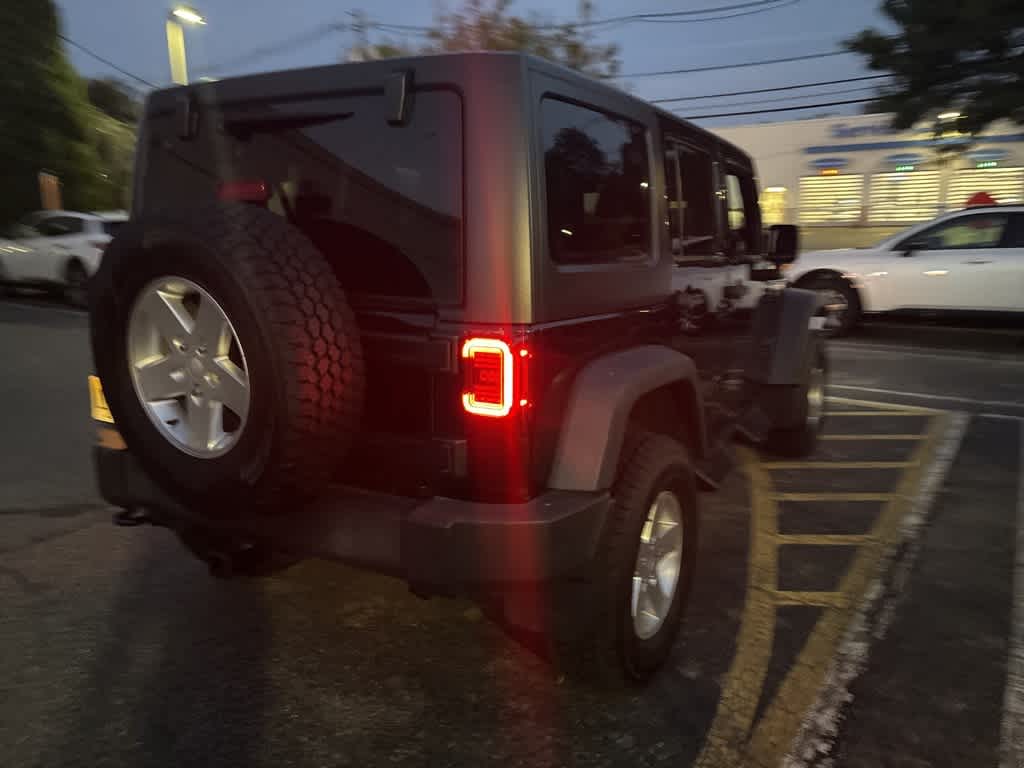Thumbnail: 2013 Jeep Wrangler - 14