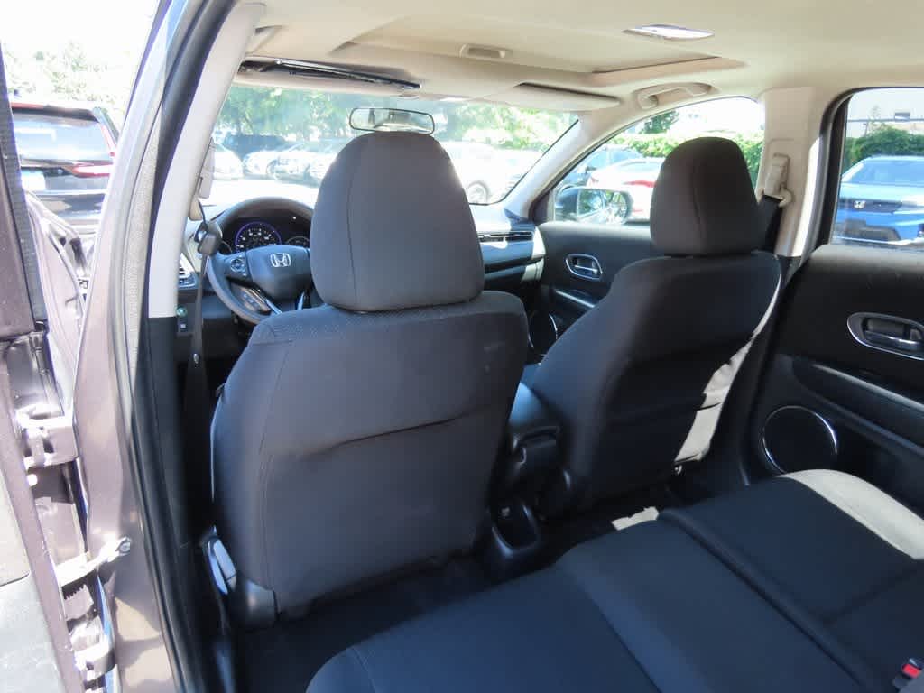 Thumbnail: 2016 Honda HR-V - 14