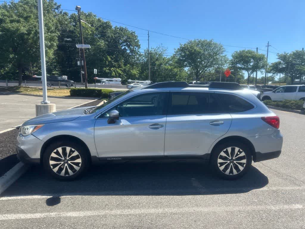 2016 Subaru Outback 2.5i Limited -
                  Paramus, NJ