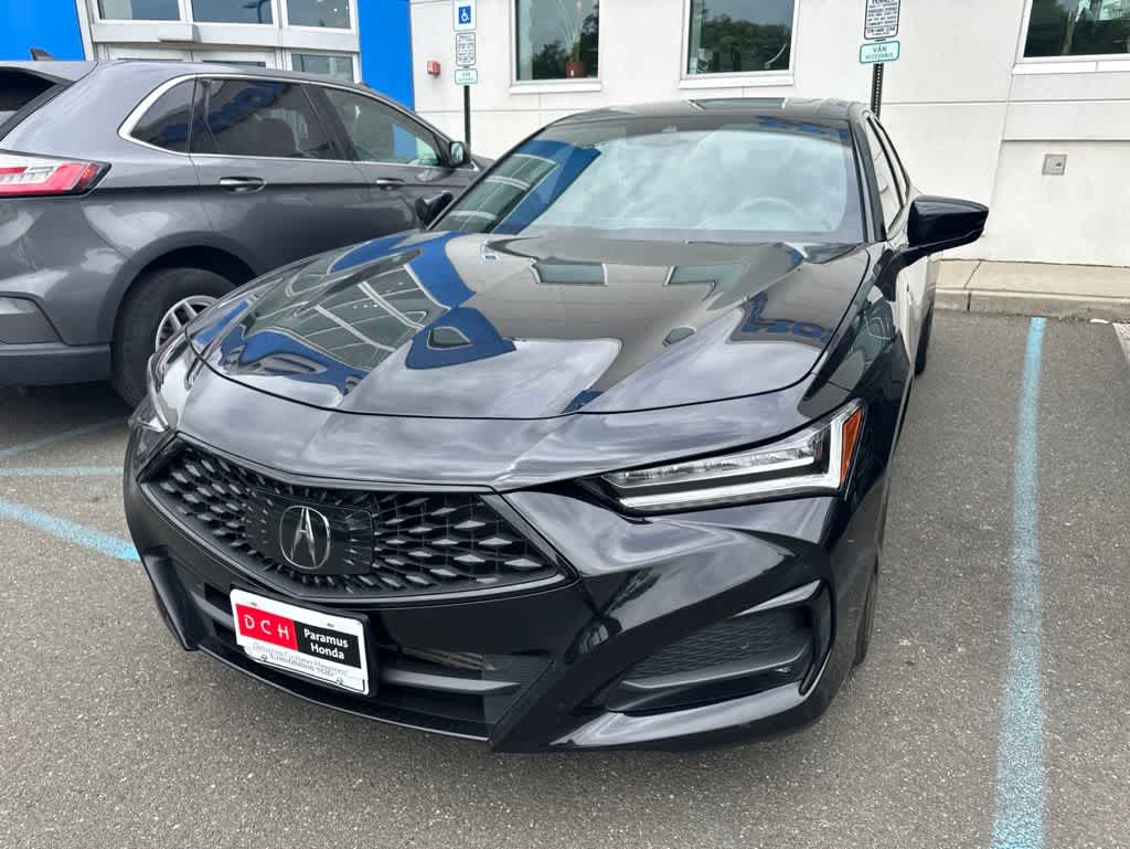 Thumbnail: 2023 Acura TLX - 3
