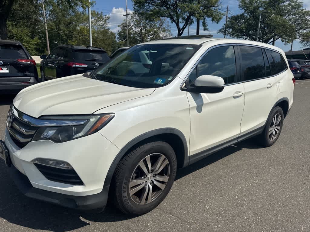 Thumbnail: 2016 Honda Pilot - 2