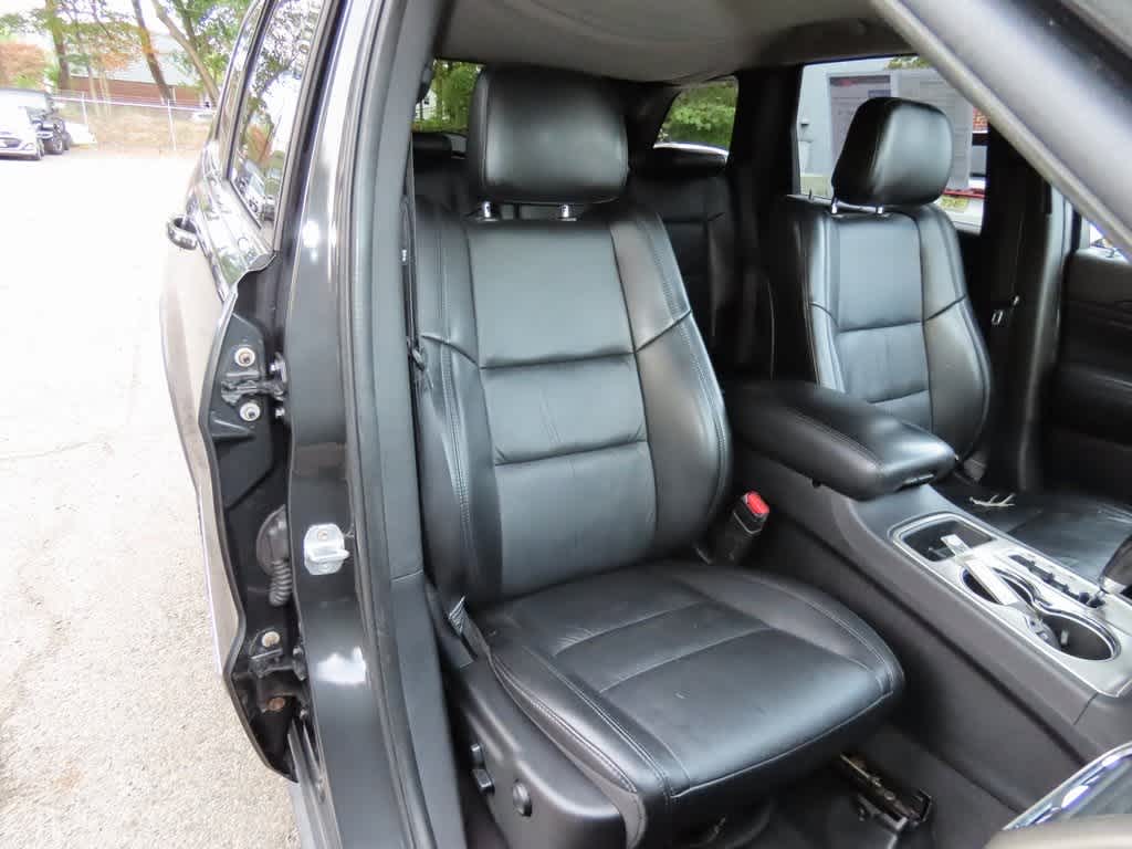 Thumbnail: 2011 Jeep Grand Cherokee - 17