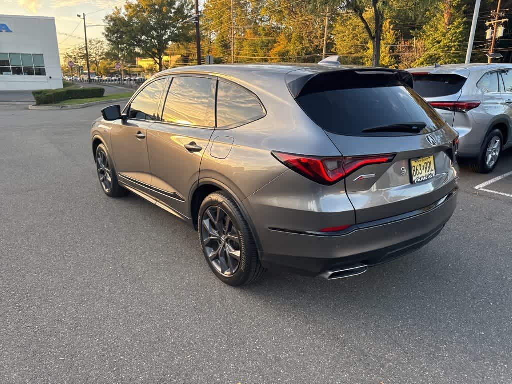 Thumbnail: 2023 Acura MDX - 11