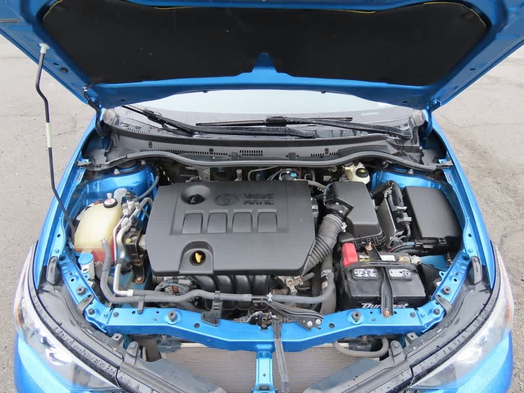 Thumbnail: 2017 Toyota Corolla iM - 9