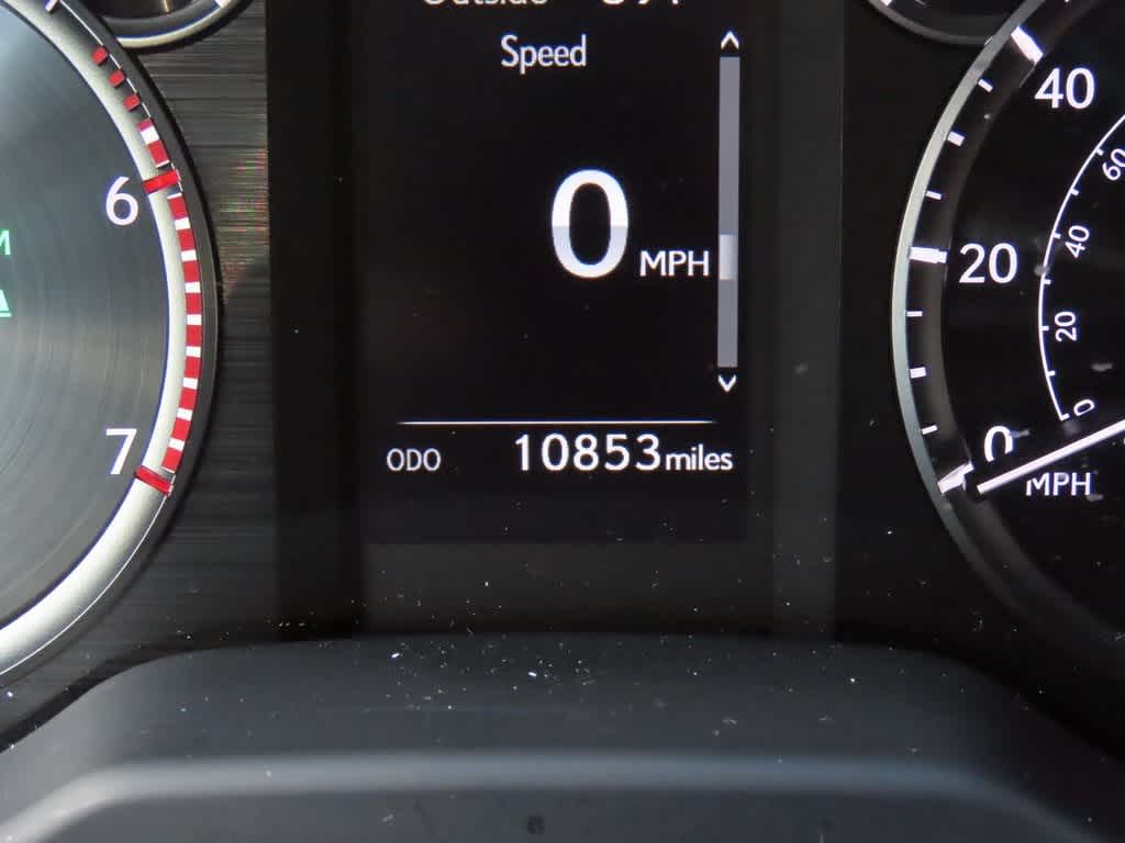 Thumbnail: 2023 Lexus GX - 25