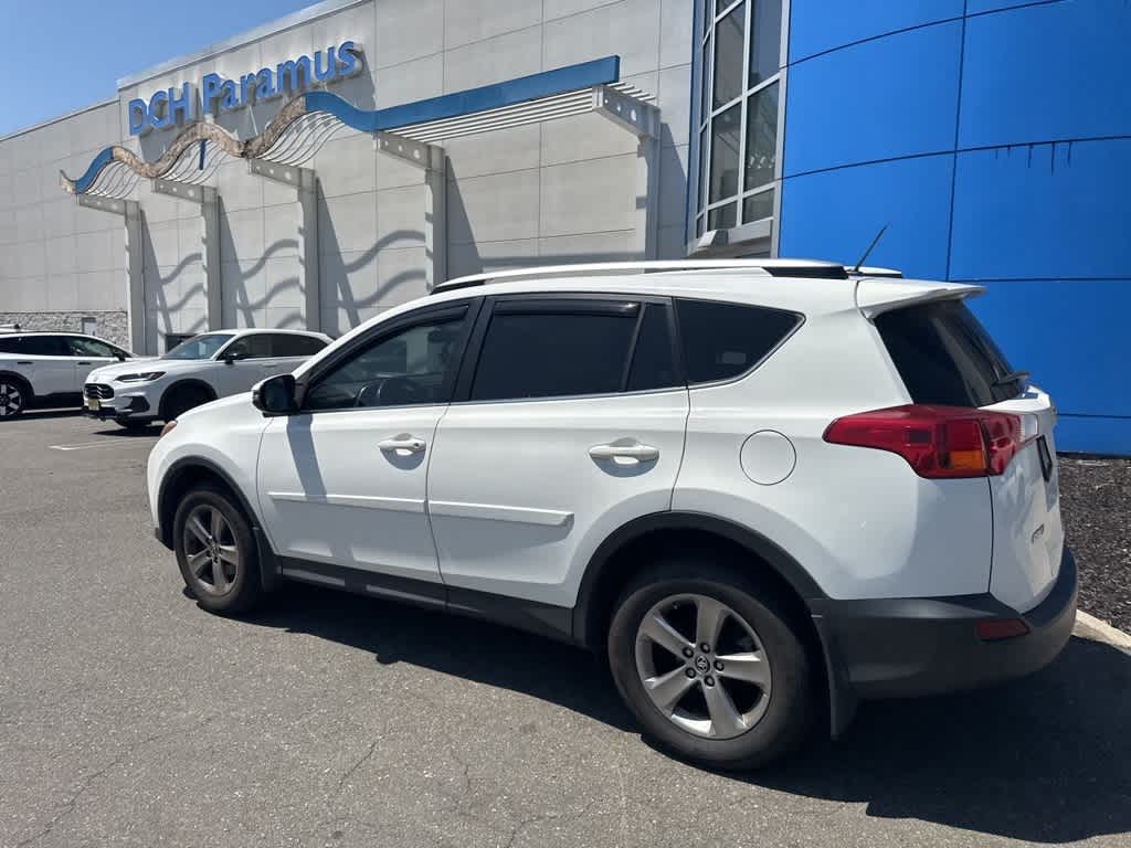 Thumbnail: 2015 Toyota RAV4 - 9