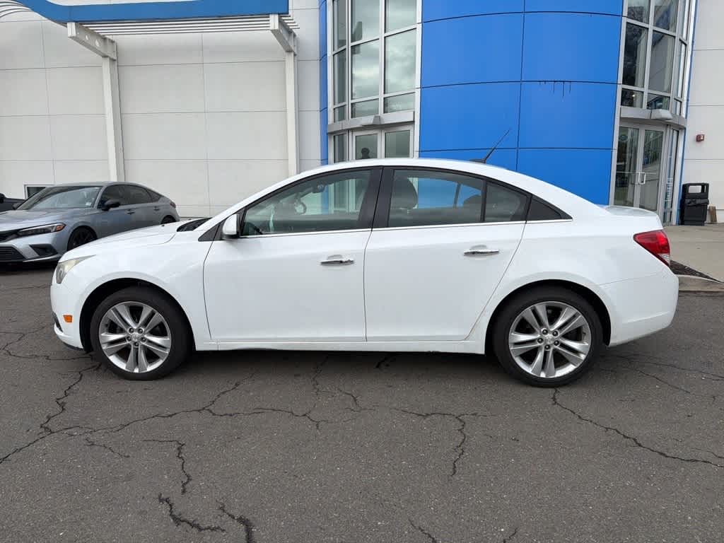 Thumbnail: 2013 Chevrolet Cruze - 9