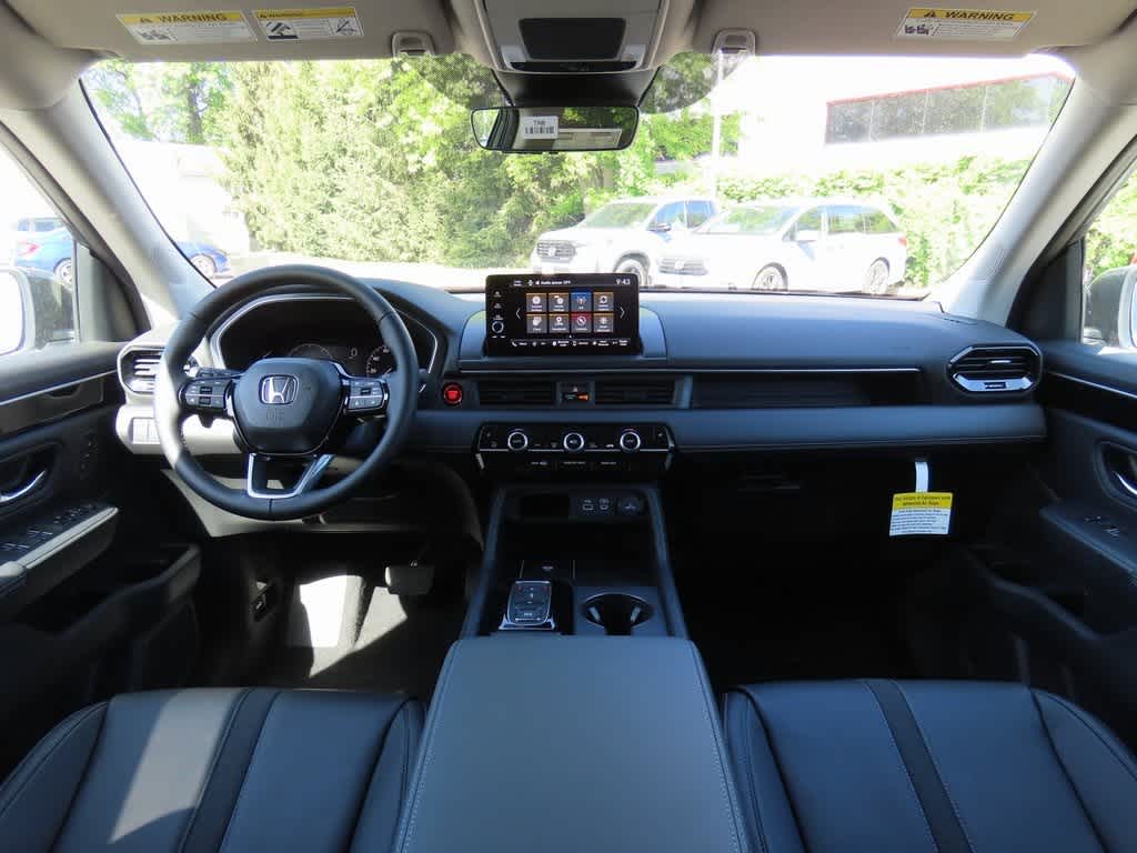 Thumbnail: 2025 Honda Pilot - 16